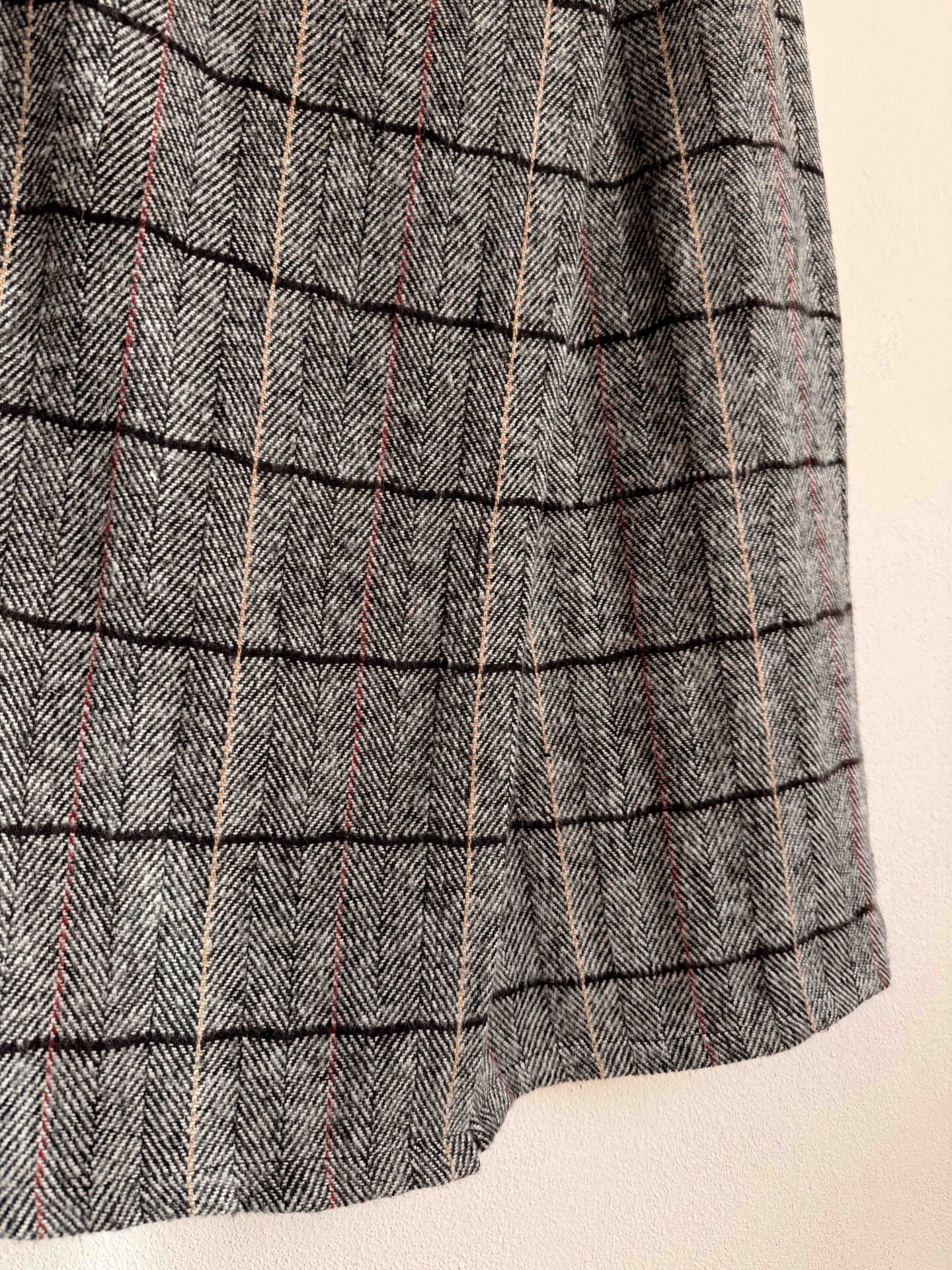 Edited in Tezza with: Brightness, Contrast, & Vintage