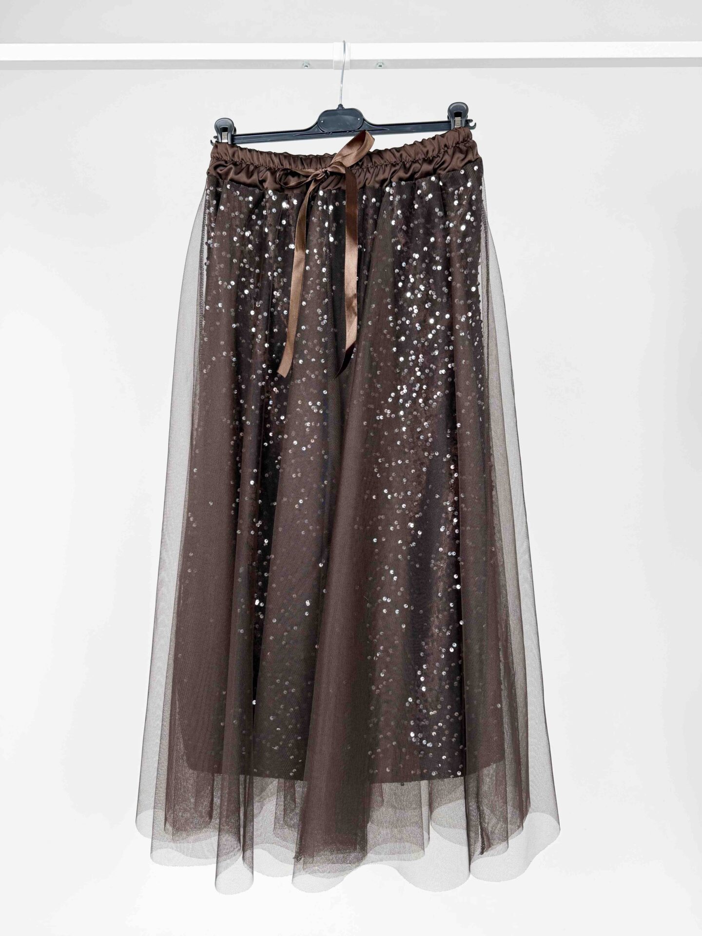 Edited in Tezza with: Brightness & Highlights