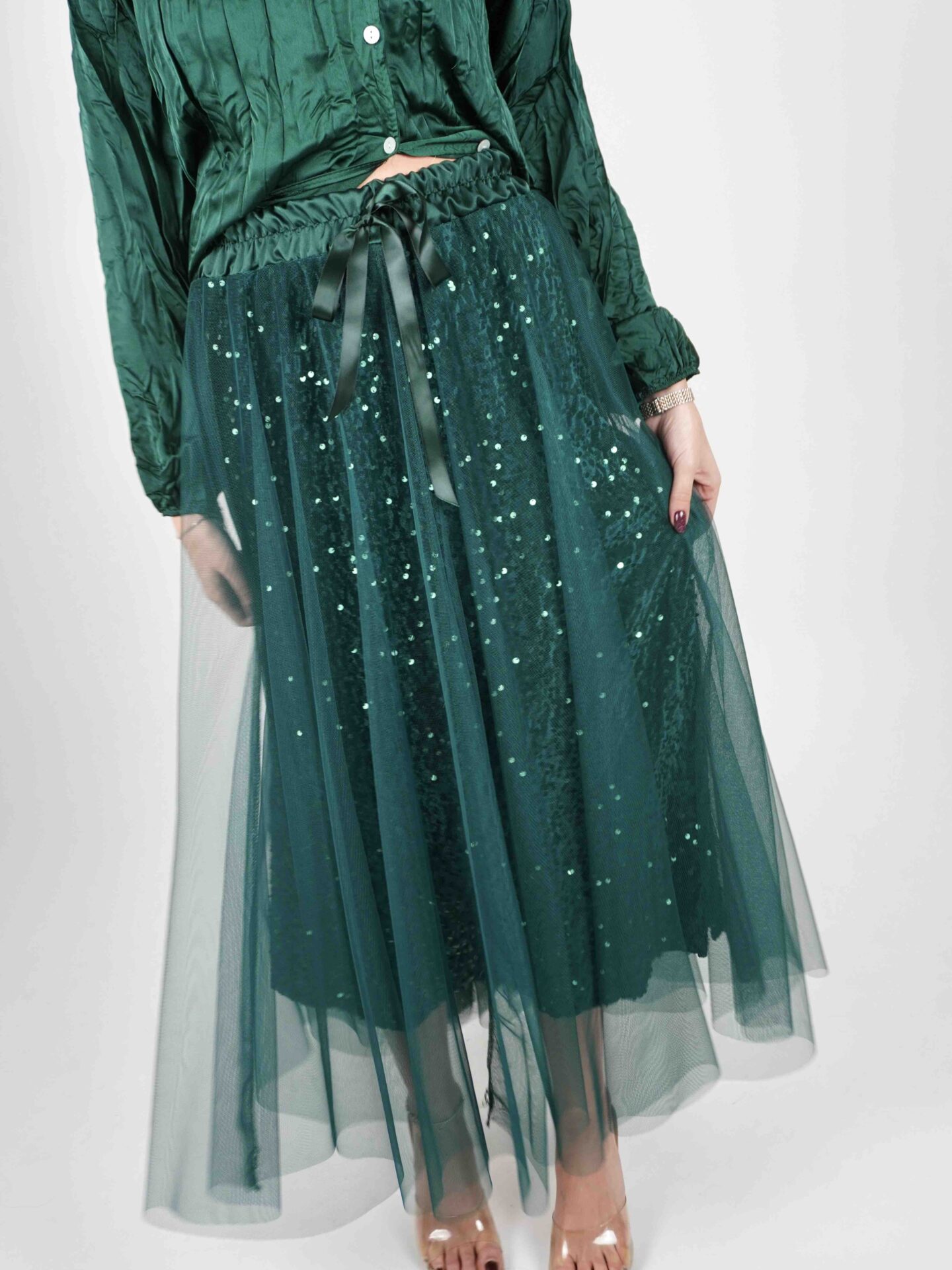 Edited in Tezza with: Brightness, Highlights, Contrast, Temperature, Exposure, & Shadows